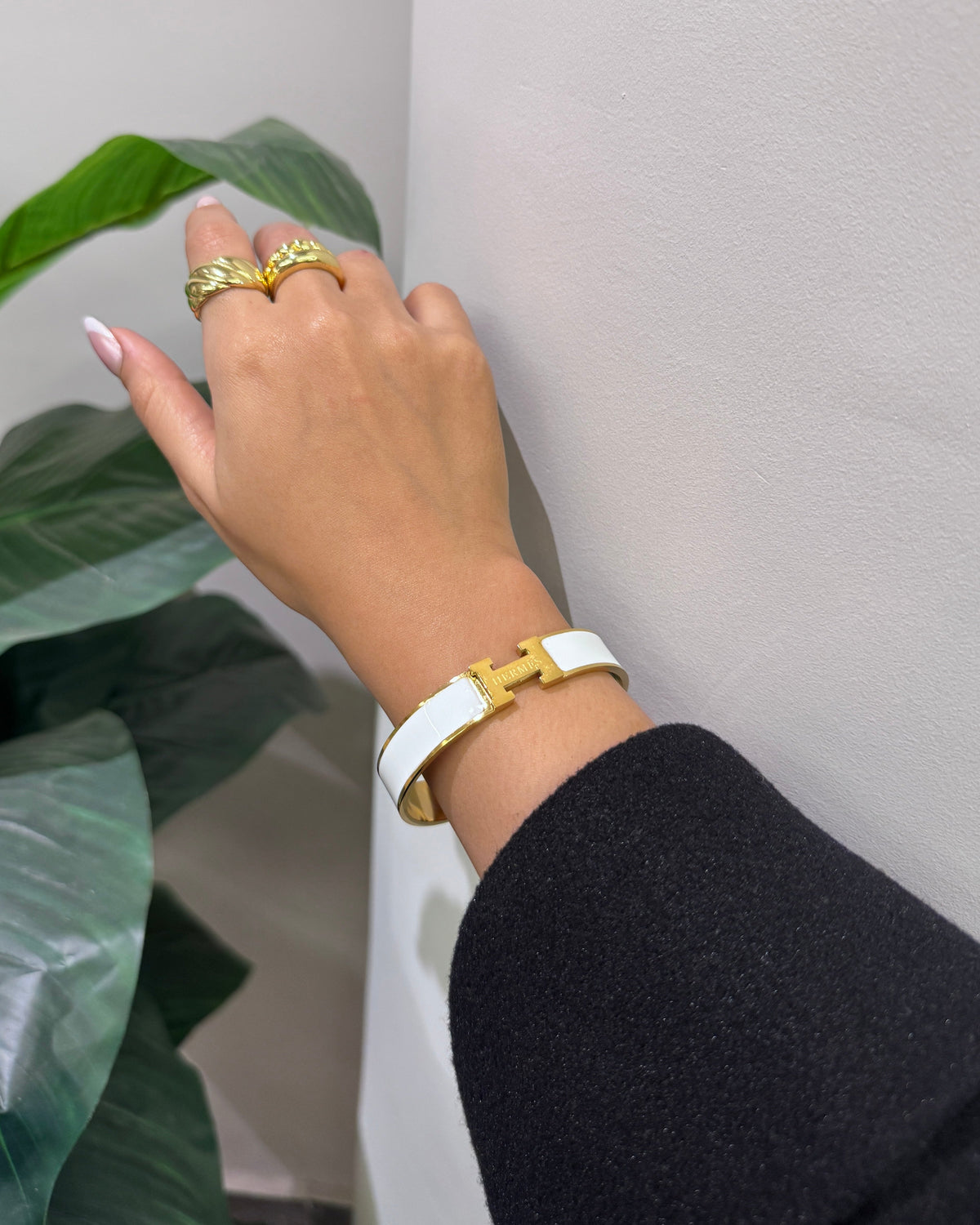 Medium H Bracelet