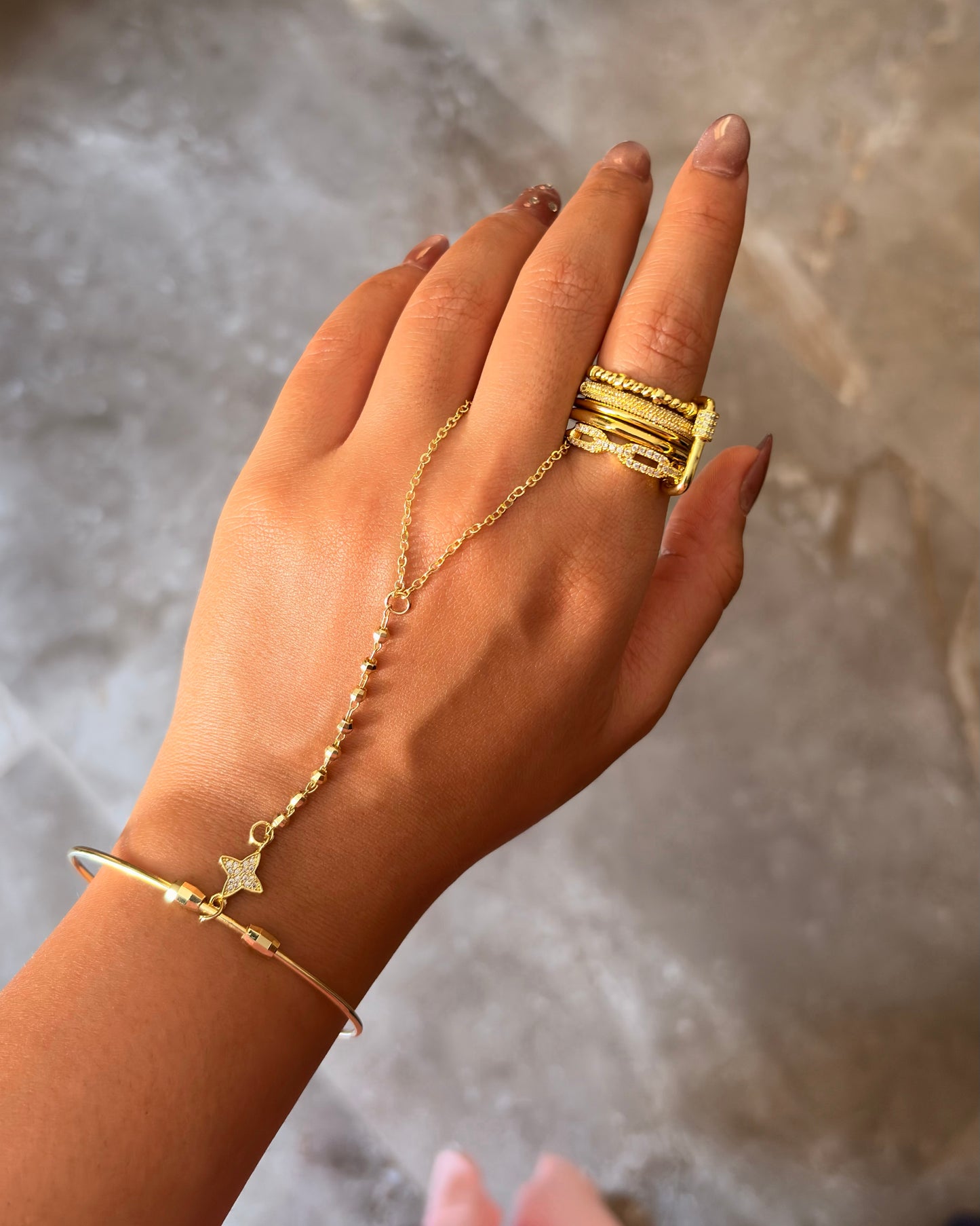 Hand Chain 26072201