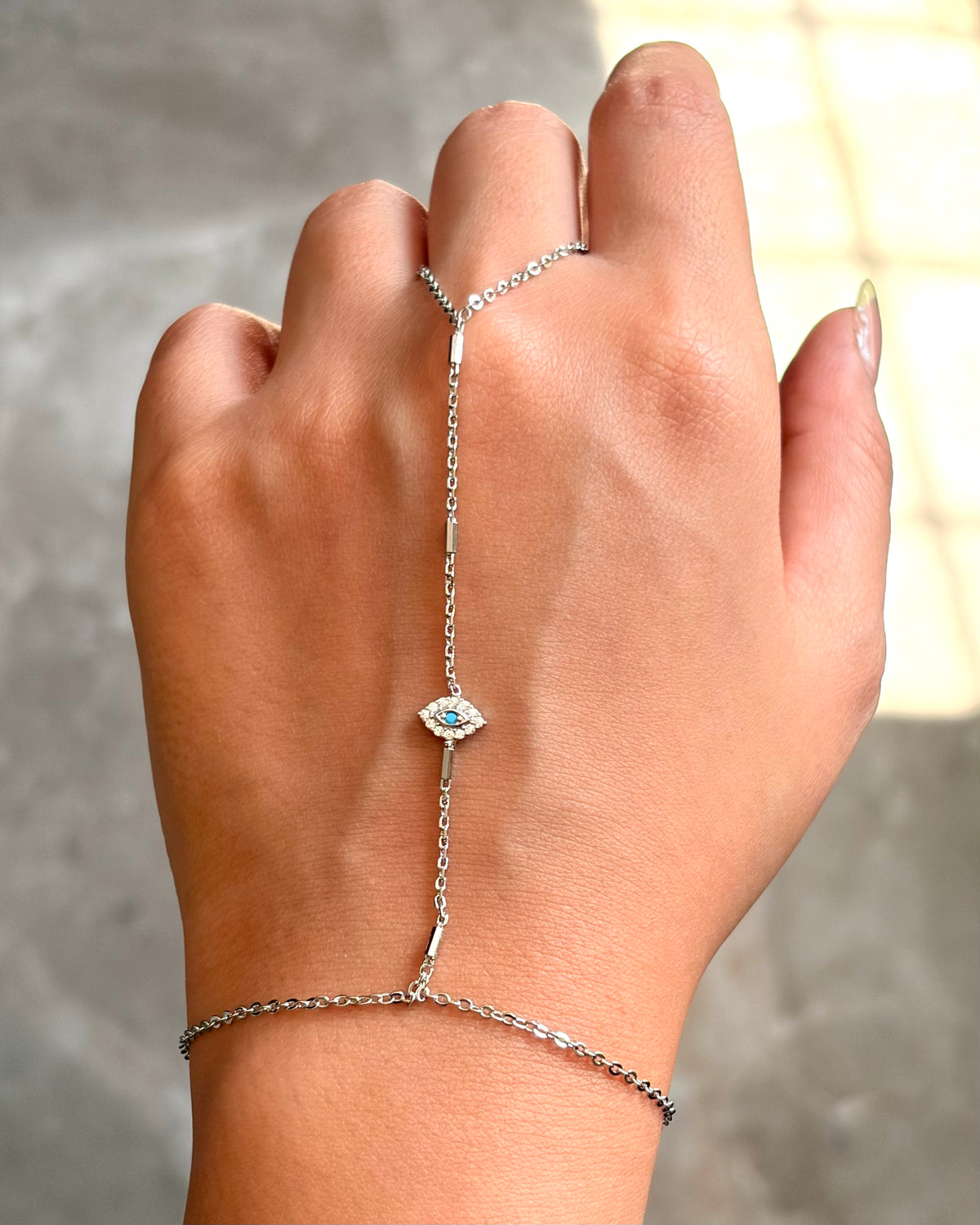 Hand Chain 26053002