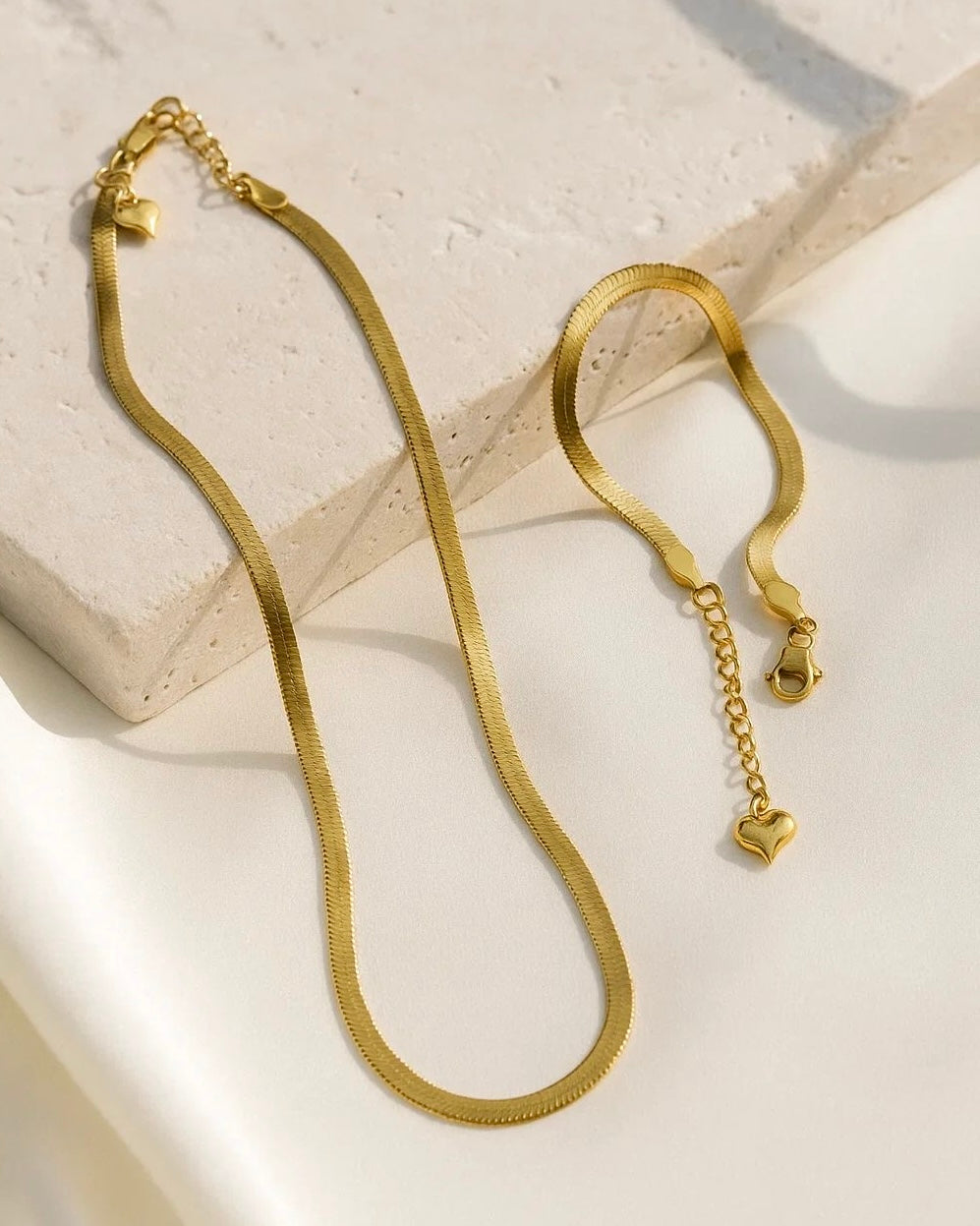 Snake Appeared Necklace & Bracelet