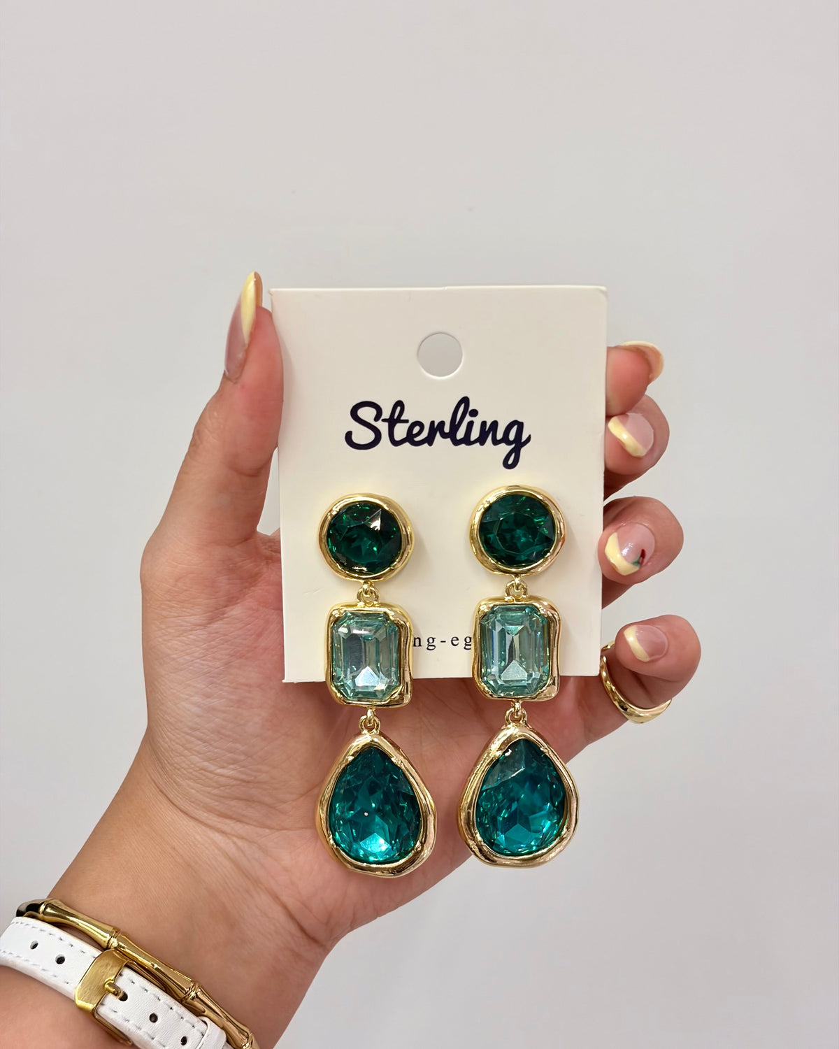 Earrings 26051503-3
