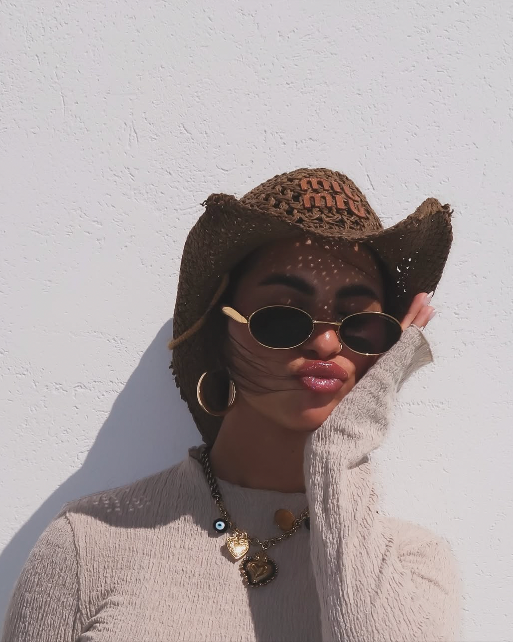 BV Sardine Oval Sunglasses