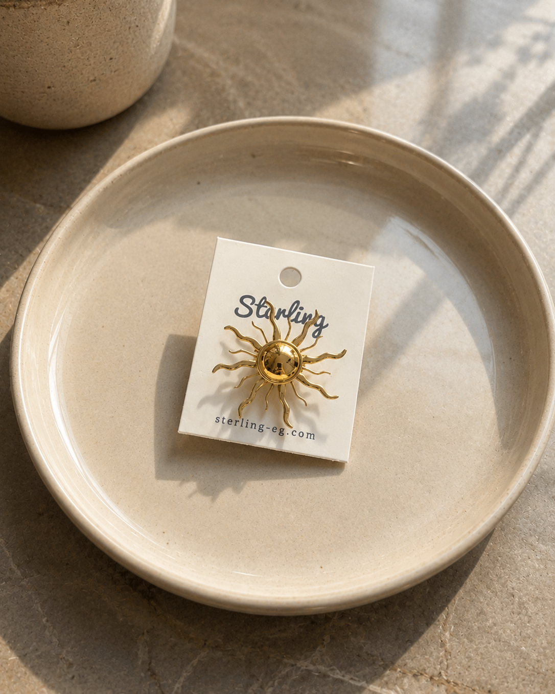 Brooch 25110702