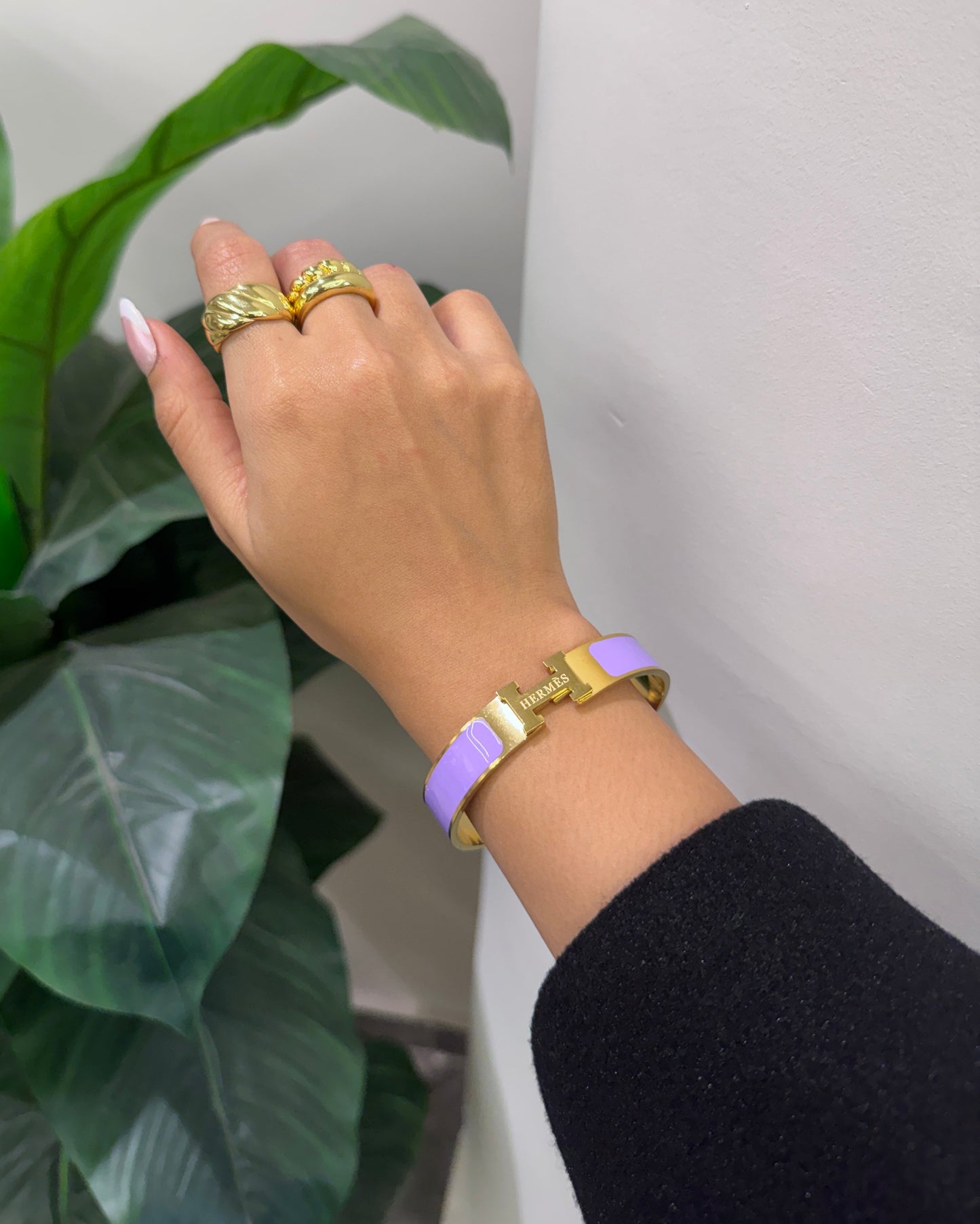 Medium H Bracelet