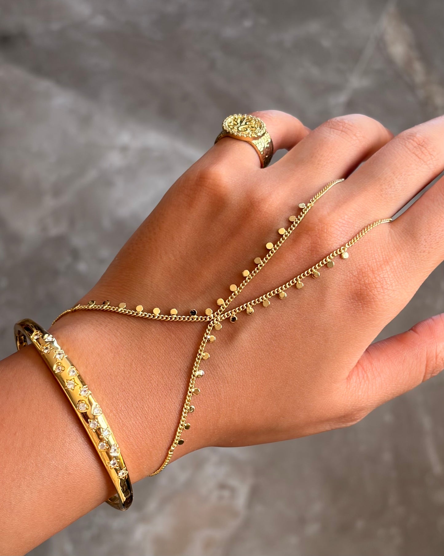 Hand chain 251126016